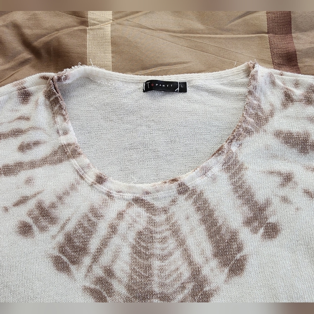 T-Party Fishnet Tie Dye Top Multi-Color - Picture 5 of 16